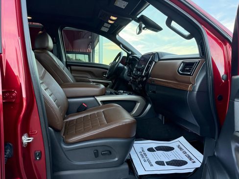Used 2023 Nissan Titan Platinum Reserve w/ Moonroof Package image 13