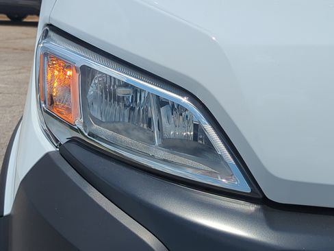 New 2026 RAM ProMaster 3500 w/ Premium Convenience Group FWD image 8