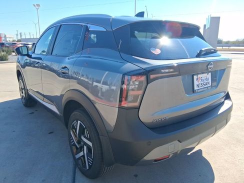 New 2026 Nissan Kicks SV w/ SV Premium Package image 4