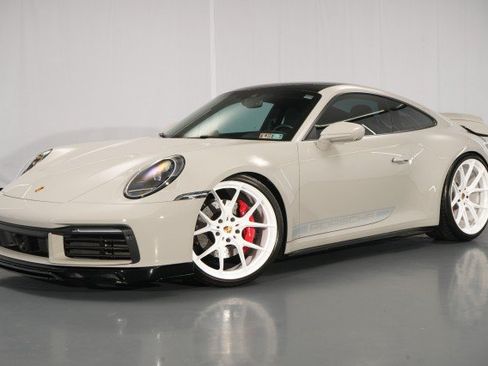 Used 2020 Porsche 911 Carrera 4S AWD/4WD image 1