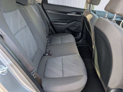 Used 2022 Kia Seltos LX image 10