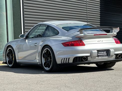 Used 2008 Porsche 911 GT2 image 3