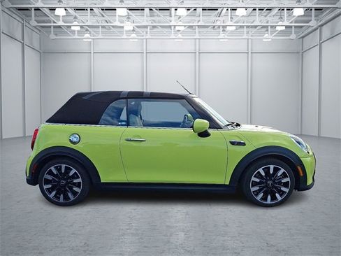 Certified 2023 MINI Cooper S image 4