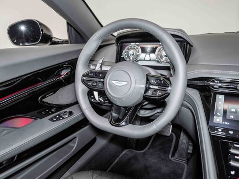 Used 2024 Aston Martin DB12 Coupe image 20