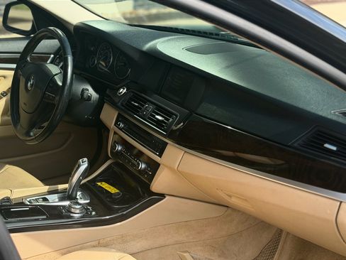 Used 2011 BMW 528i Sedan RWD image 9