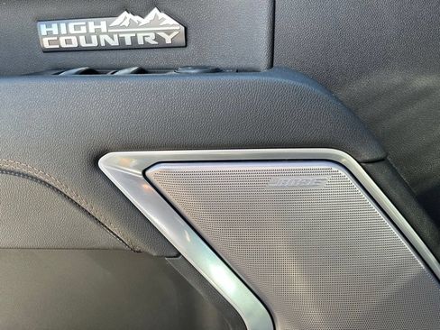 Used 2025 Chevrolet Silverado 1500 High Country w/ Midnight Edition AWD/4WD image 11