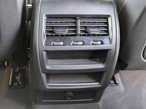 Used 2021 BMW X5 xDrive40i image 18