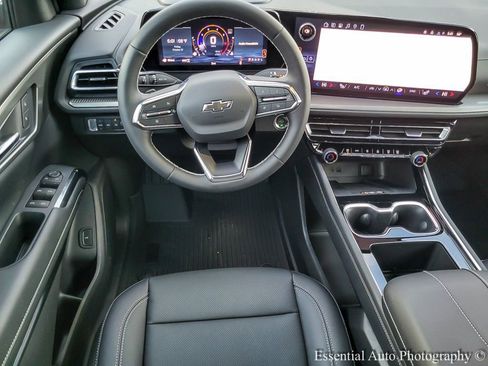 New 2026 Chevrolet Traverse LT w/ Midnight/Sport Edition image 11