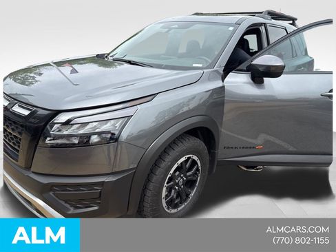 Used 2025 Nissan Pathfinder Rock Creek image 1