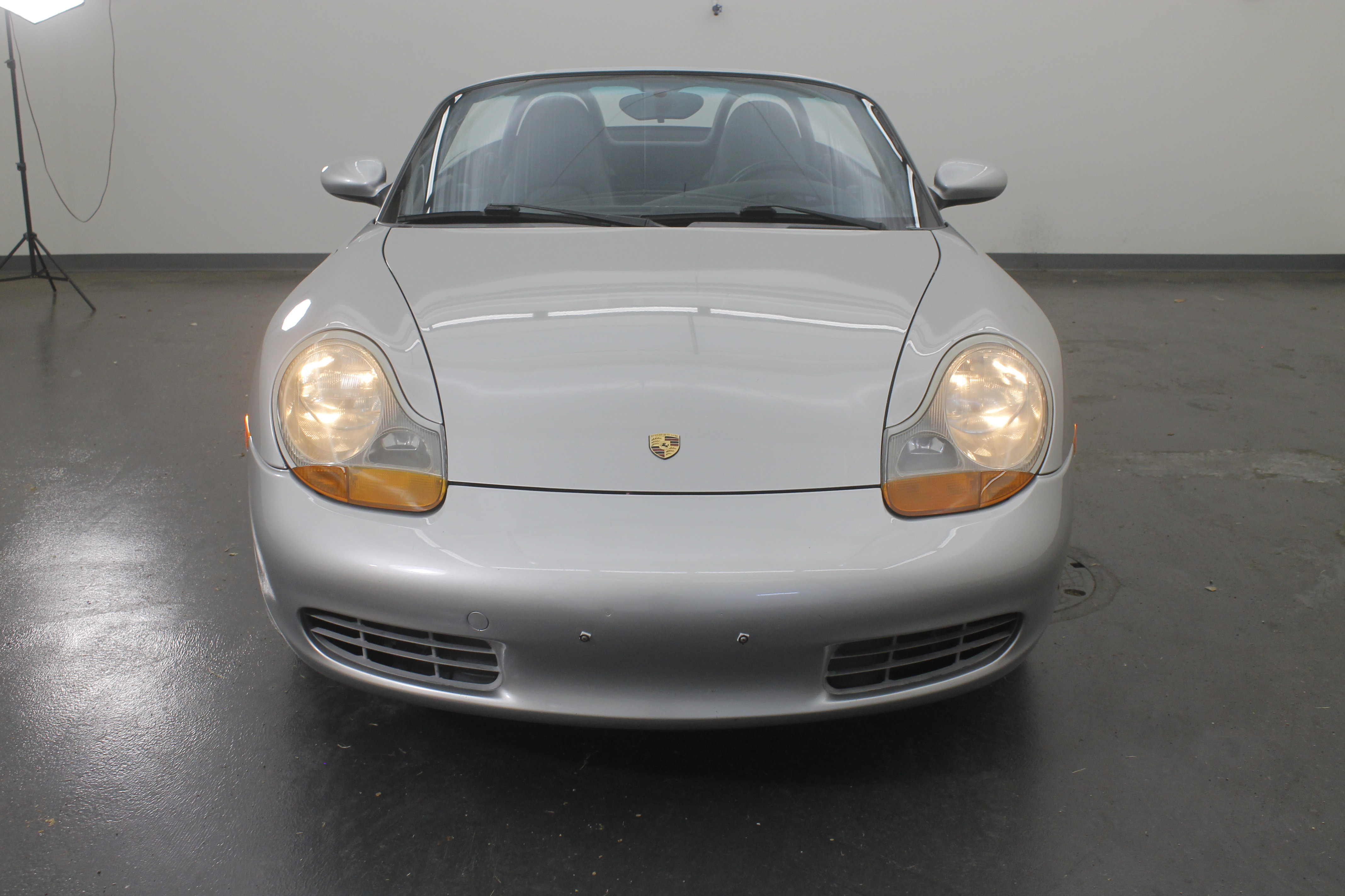 Used 2002 Porsche Boxster RWD image 8