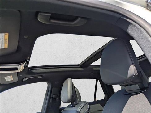 Used 2026 Mercedes-Benz GLC 300 4MATIC image 15