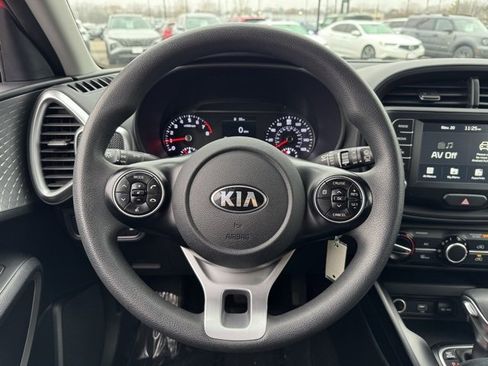 Used 2021 Kia Soul LX image 27