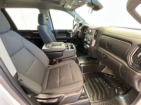 Used 2024 GMC Sierra 2500 Pro w/ Convenience Package image 15