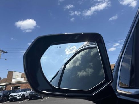 Certified 2023 Cadillac Escalade Premium Luxury w/ Performance Package AWD/4WD image 12