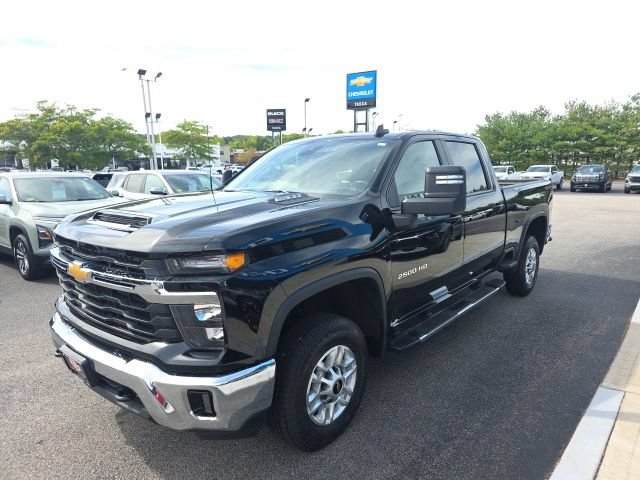Used 2025 Chevrolet Silverado 2500 LT w/ Convenience Package AWD/4WD image 6