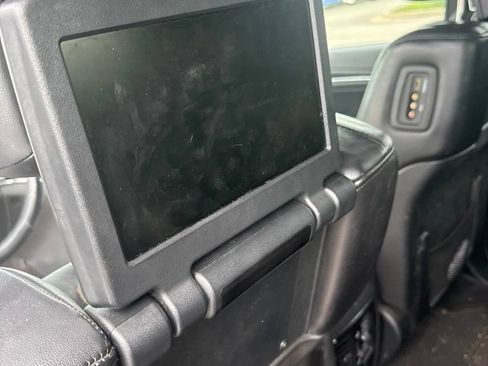 Used 2018 Jeep Grand Cherokee Limited RWD image 11