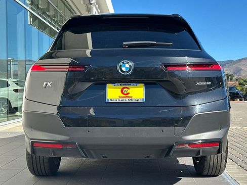 Used 2023 BMW iX xDrive50 image 3
