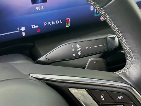 Used 2025 Buick Enclave Preferred image 25