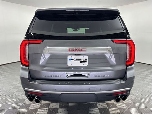 Used 2021 GMC Yukon XL Denali w/ Denali Premium Package RWD image 10