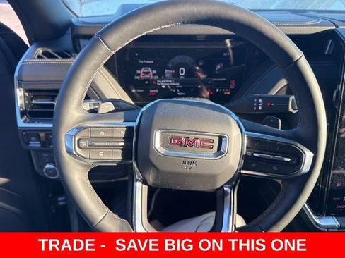 Used 2026 GMC Yukon XL Elevation image 6