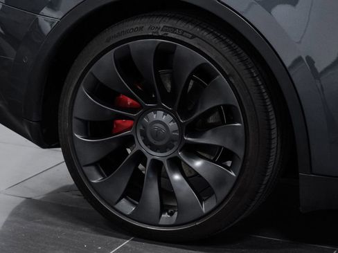 Used 2022 Tesla Model Y Performance AWD/4WD image 49