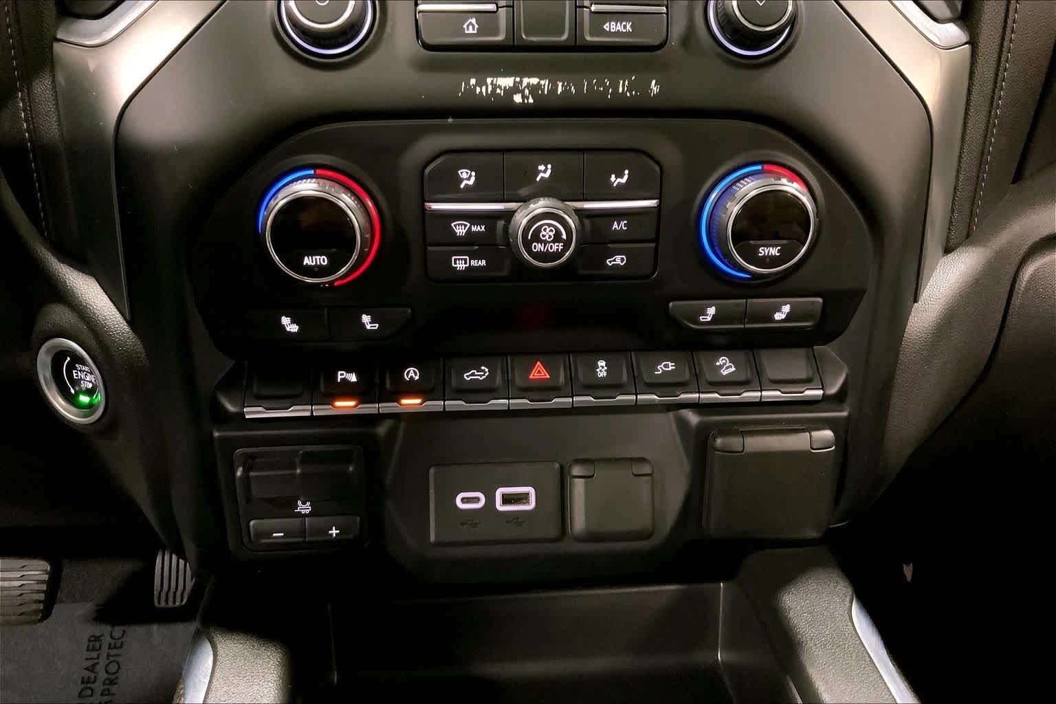 Used 2021 Chevrolet Silverado 1500 LT Trail Boss w/ Convenience Package II AWD/4WD image 34