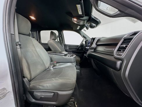Used 2025 RAM 2500 Big Horn AWD/4WD image 27
