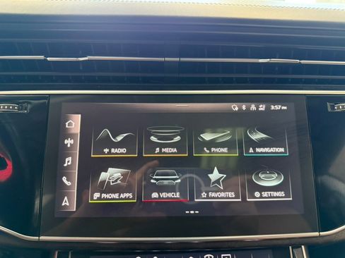 Used 2021 Audi Q8 Prestige w/ Prestige Package AWD/4WD image 53