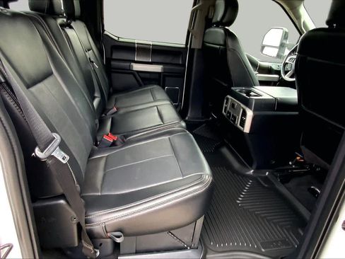 Used 2020 Ford F250 Lariat w/ Lariat Value Package AWD/4WD image 36