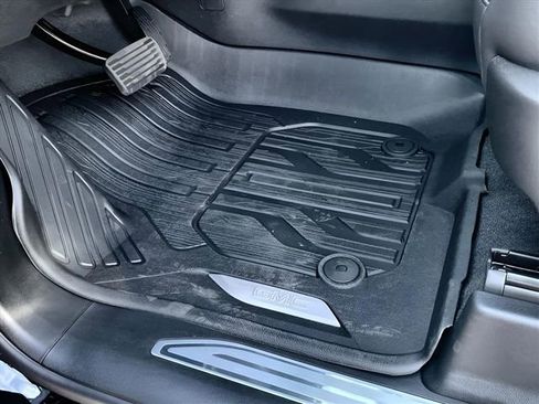 New 2026 GMC Sierra 2500 SLT w/ SLT Premium Package image 35