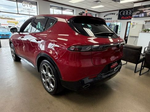 Used 2024 Alfa Romeo Tonale Veloce AWD/4WD image 11