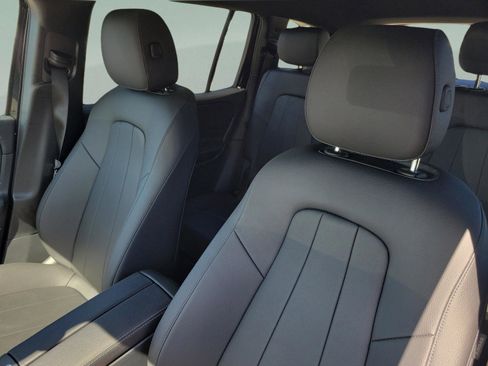 Certified 2025 Mercedes-Benz GLB 250 image 18