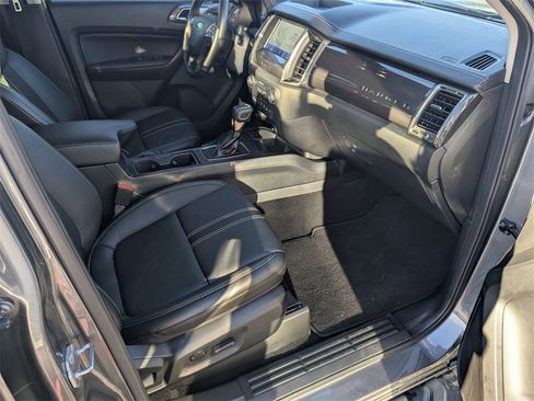 Used 2022 Ford Ranger Lariat w/ Technology Package image 12