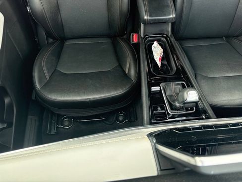 Used 2022 Jeep Compass Limited w/ Sun and Sound Group AWD/4WD image 28