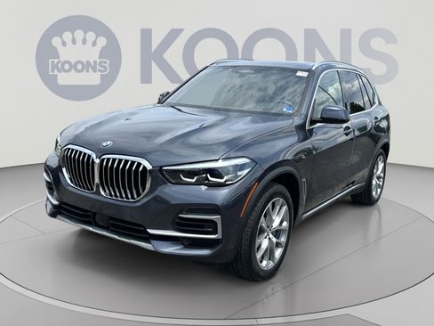 Used 2022 BMW X5 xDrive40i AWD/4WD image 1