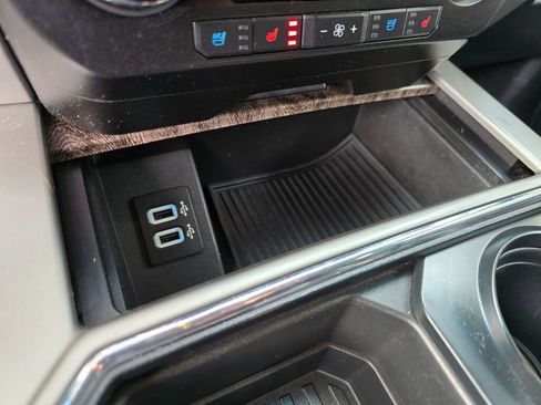 Used 2018 Ford F250 Lariat image 33