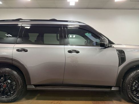 Used 2026 Nissan Armada PRO-4X AWD/4WD image 31