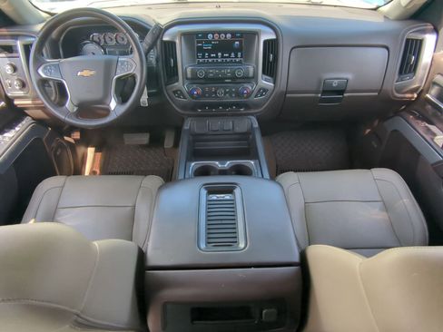 Used 2018 Chevrolet Silverado 1500 LTZ Z71 image 18