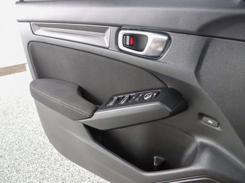 Used 2023 Honda Civic Sport image 21