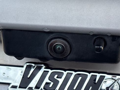 Used 2023 Land Rover Defender 90 S image 13