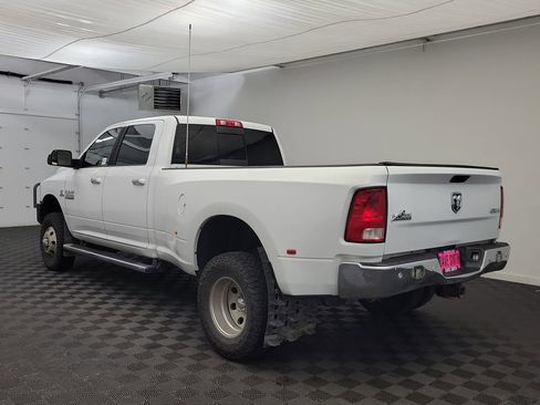 Used 2016 RAM 3500 Big Horn image 3