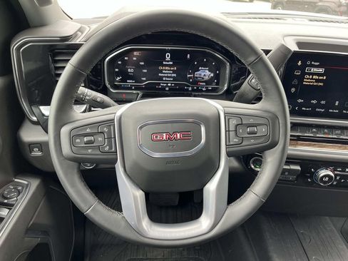 Used 2024 GMC Sierra 1500 Elevation AWD/4WD image 11
