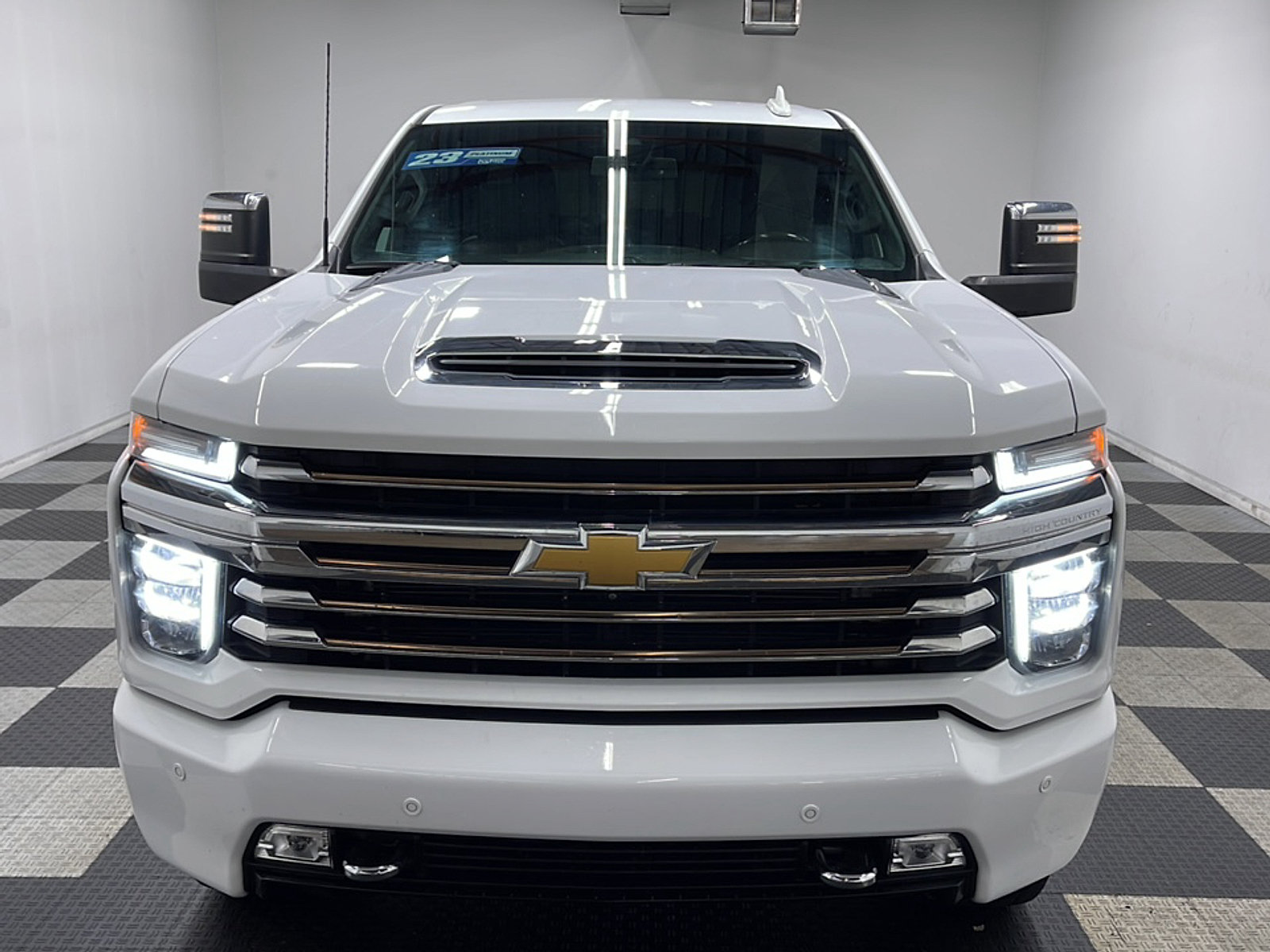 Used 2023 Chevrolet Silverado 3500 High Country w/ Safety Package II AWD/4WD image 24