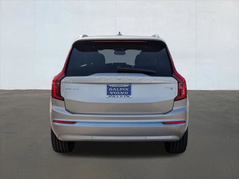 New 2026 Volvo XC90 T8 Plus w/ Protection Package Premier image 5