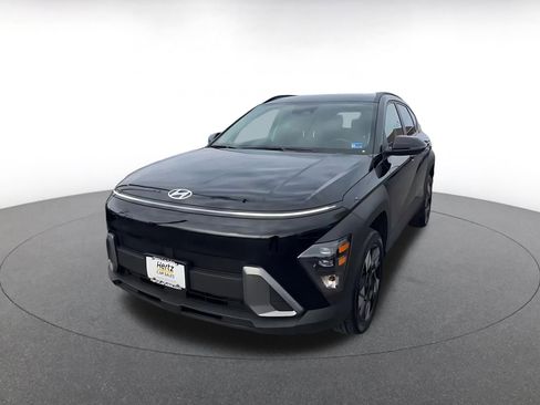 Used 2025 Hyundai Kona SEL image 7