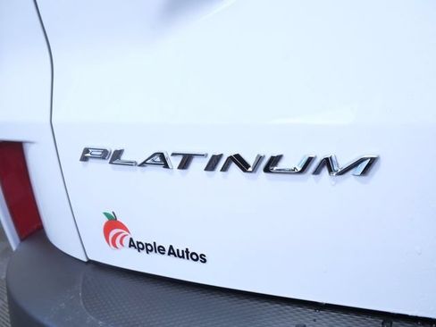Certified 2024 Ford Escape Platinum AWD/4WD image 9