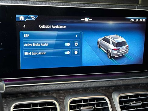 Certified 2024 Mercedes-Benz GLE 350 4MATIC image 40