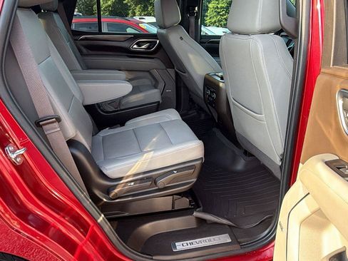 Used 2023 Chevrolet Tahoe LT w/ Luxury Package RWD image 21