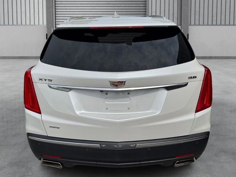 Used 2017 Cadillac XT5 Luxury w/ Driver Awareness Package AWD/4WD image 35
