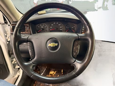 Used 2012 Chevrolet Impala LS FWD image 17